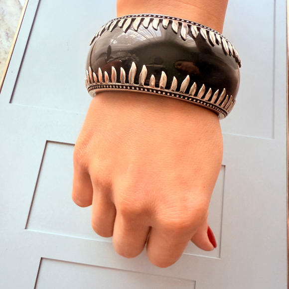 BIG Miriam Salat Mirim 34mm Black Resin Sterling Silver 925 Bangle Cuff Bracelet - Picture 8 of 10